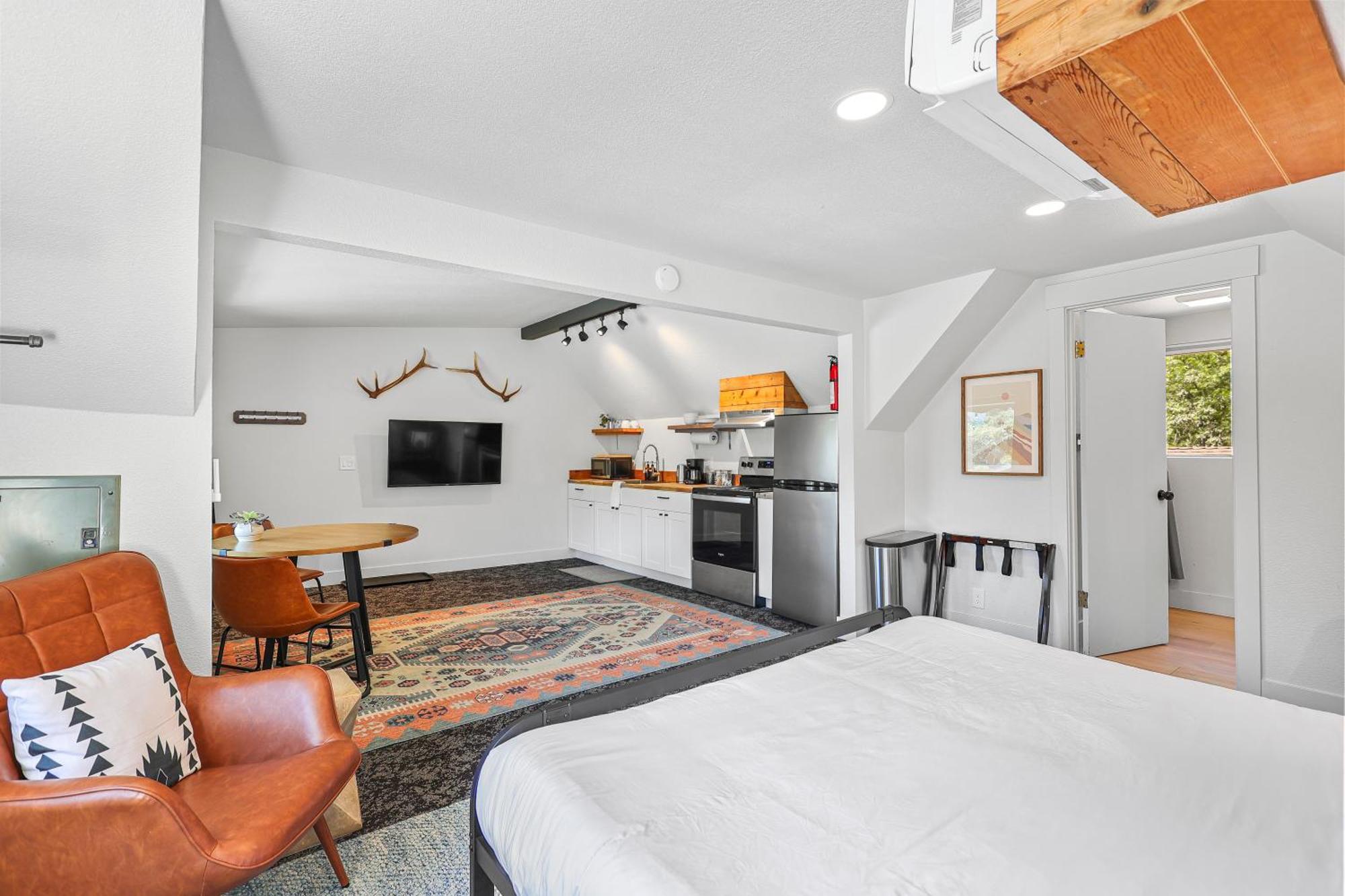 Basecamp Lodge Mount Shasta Zimmer foto