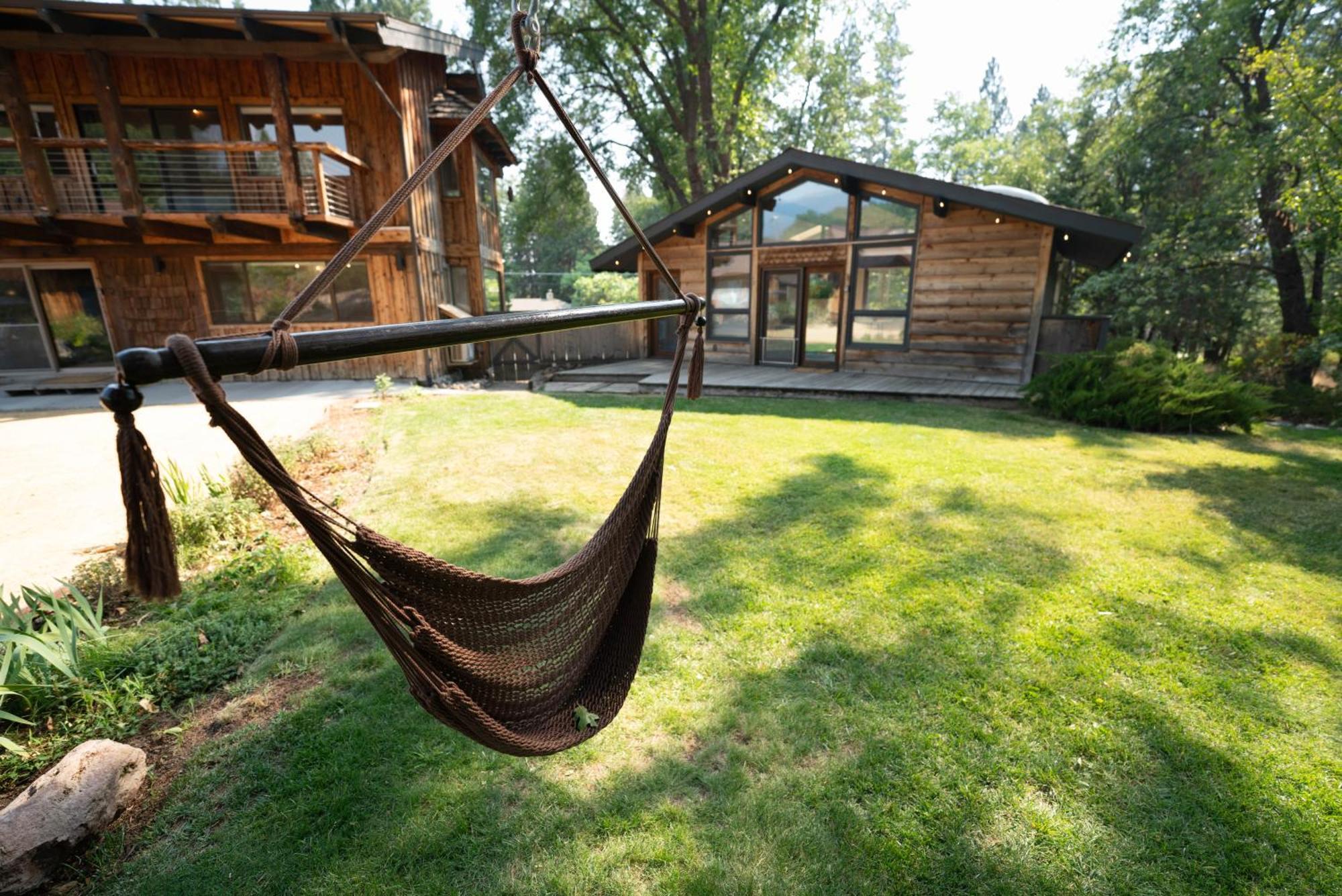 Basecamp Lodge Mount Shasta Exterior foto